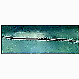 Straight line crack on windshield